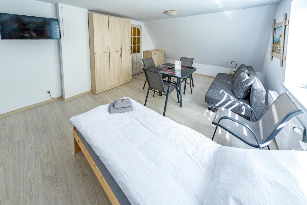 Stara Piekarnia - Plac Lotnikow Olsztyn  Exteriör bild